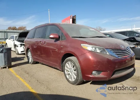 2017 Toyota Sienna Xle z USA, uszkodzony, nr VIN 5TDDZ3DC5HS166875